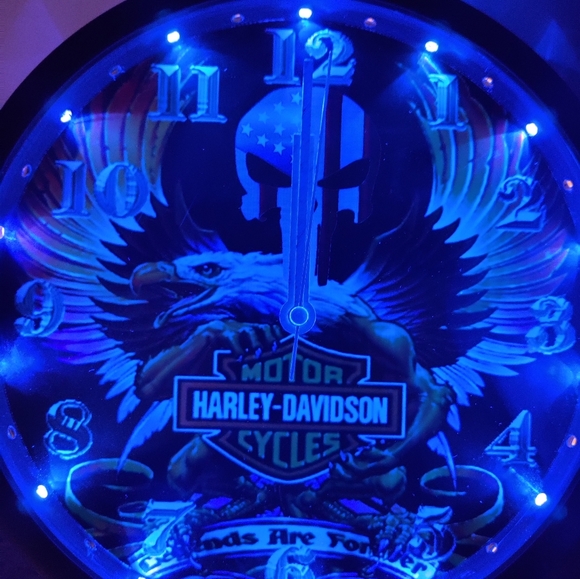 COPY - Harley Davidson clock - Picture 12 of 14